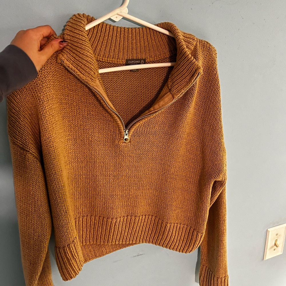 Women’s Cropped 1/4 Zip
